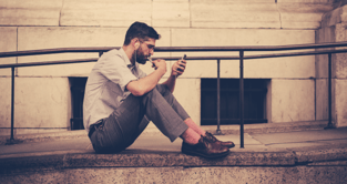 mobile training man phone s.png